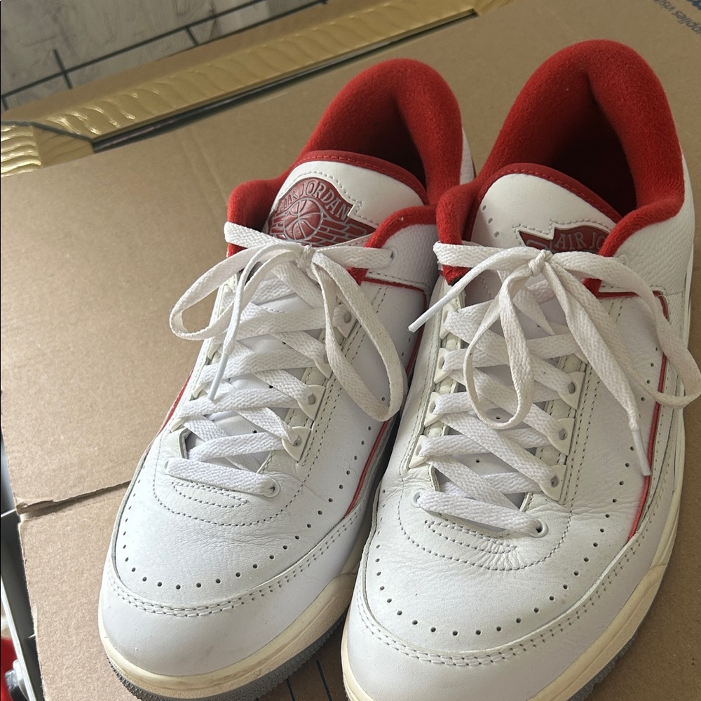 Jordan Men's White and Red Sneakers Retro Low 11.5